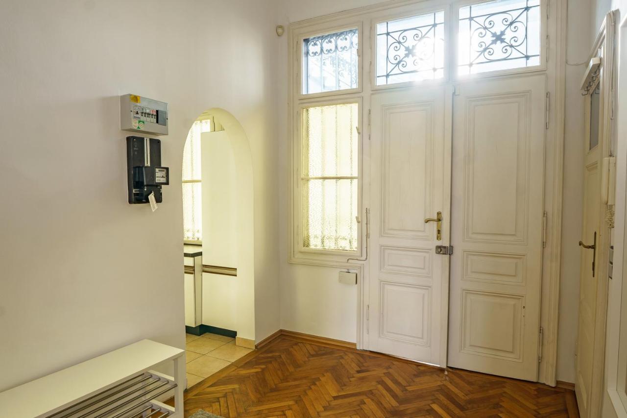 1060 * Vienne